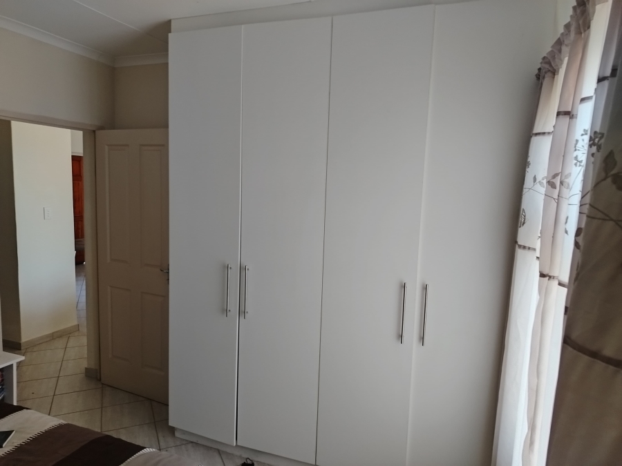 2 Bedroom Property for Sale in Kidds Beach Eastern Cape